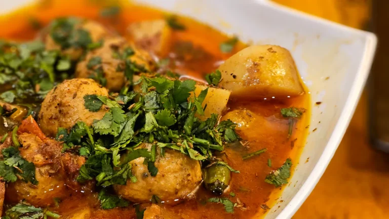 Peanut Chicken Meatballs Recipe With Thai Red Curry Sauce peanut chicken meatballs recipe