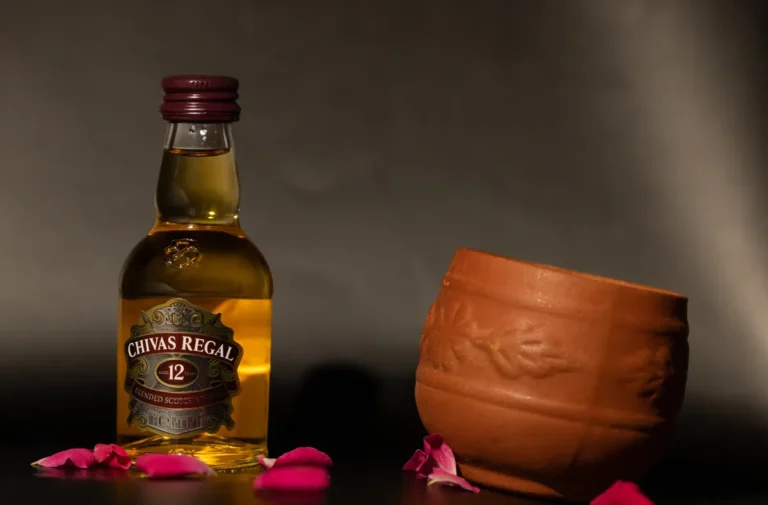 Glenlivet 12 Provence Edition Brings Peach and Cask Complexity to the Baking Tin Glenlivet 12 Provence Edition