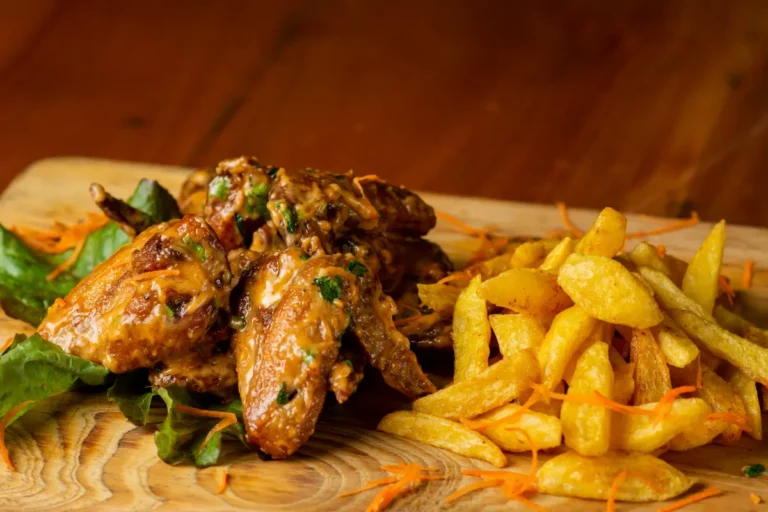 Hooters Wings Golden Rules Explained by the Brand’s Own Director Hooters wings golden rules
