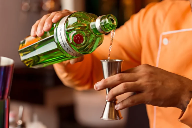 bartender's handshake drinks