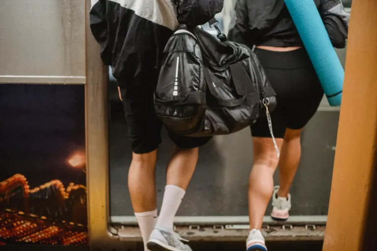 Alo Unwind Cinch Bag Tops a Gym Bag Round-Up That Spans $19 to $1,800 Alo Unwind Cinch Bag